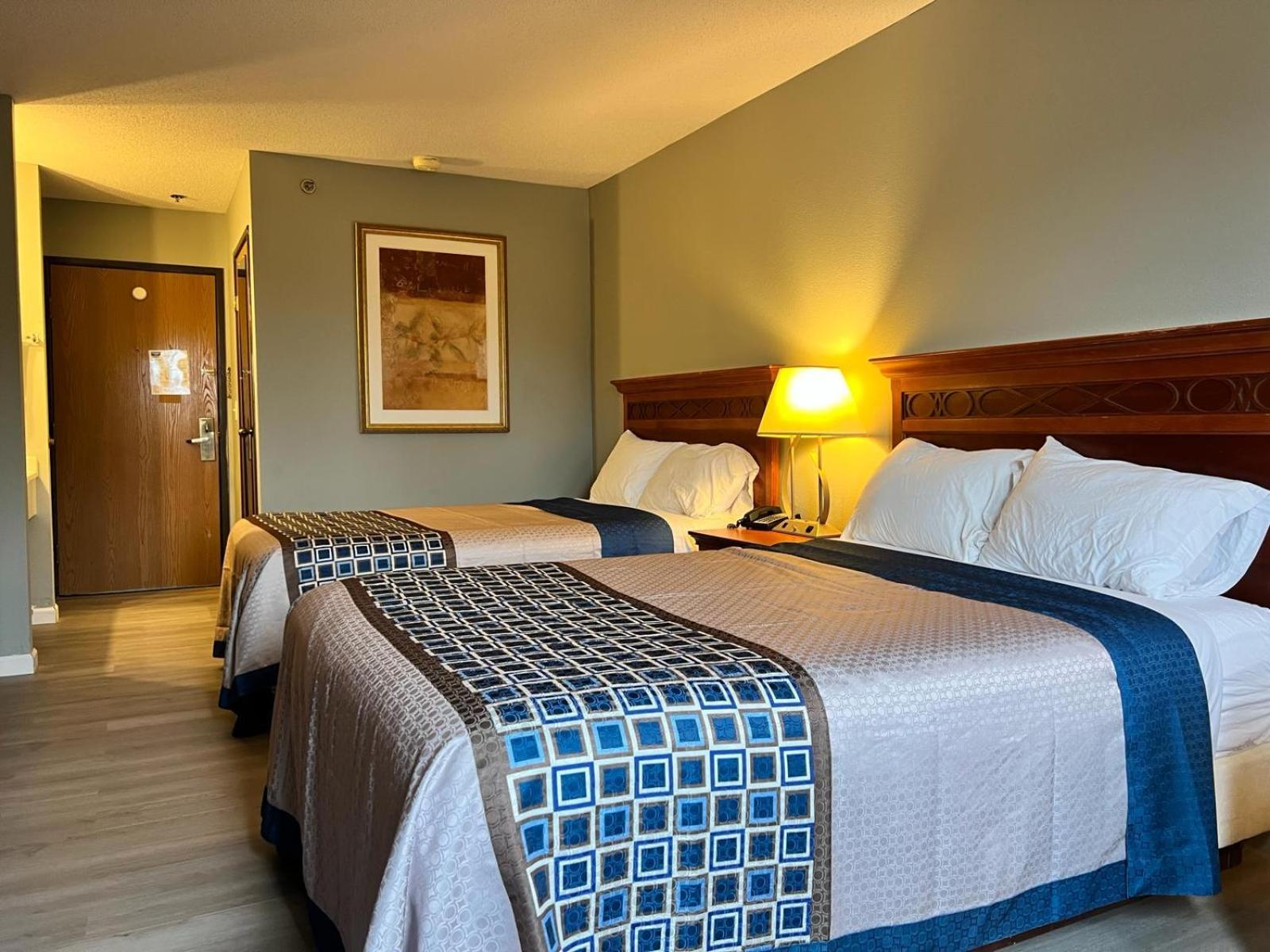 Royal Inn Suites Huntington Exteriör bild