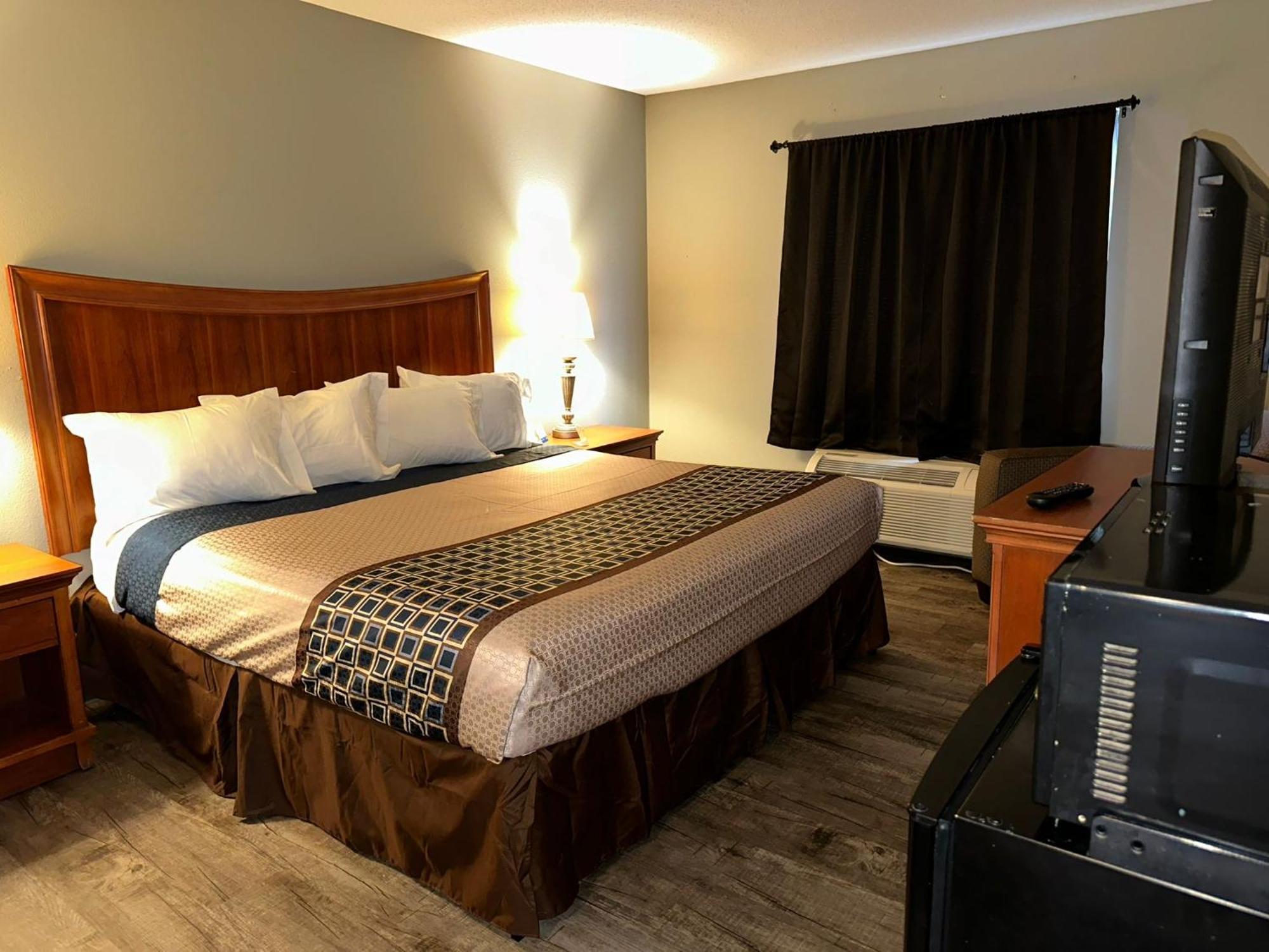Royal Inn Suites Huntington Exteriör bild